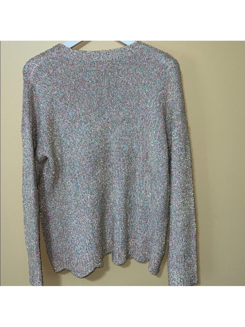 Lilly Pulitzer Gliana Sweater. Pastels with gold thread. NWT. XL - Picture 3 of 9